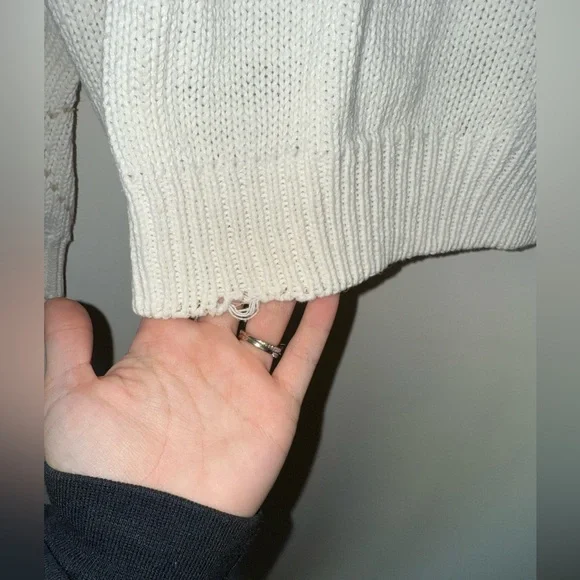 Studio VINTAGE Michelle Stuart Floral White Crocheted Cardigan Medium - Picture 4 of 7